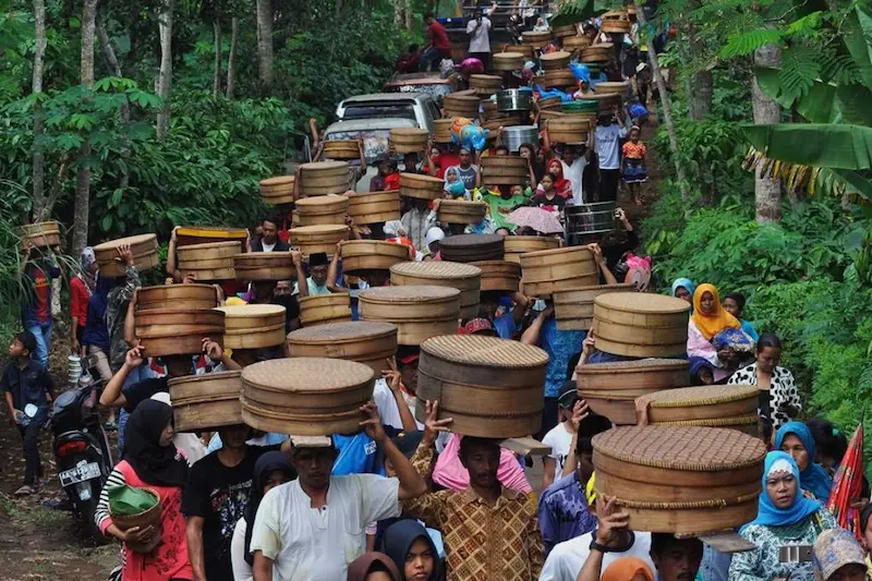 Ciri-Ciri Tradisi Turun-Temurun di Indonesia