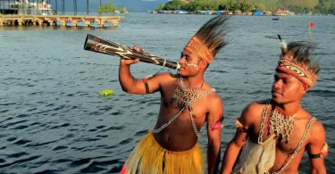 tradisi unik di indonesia